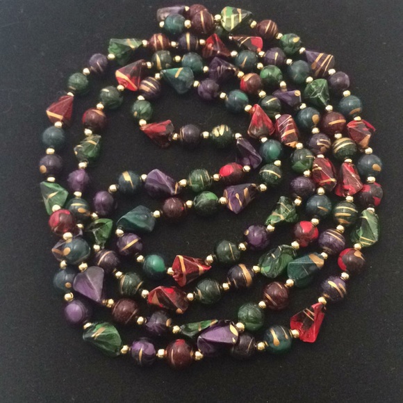 Beautiful necklace with gold touch - Picture 1 of 5